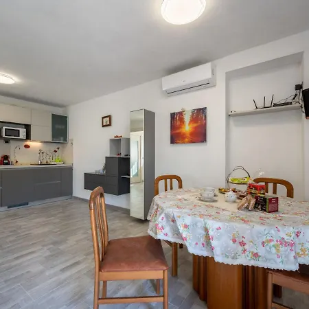 Tatil Evi Raggio Di Sole By Interhome *